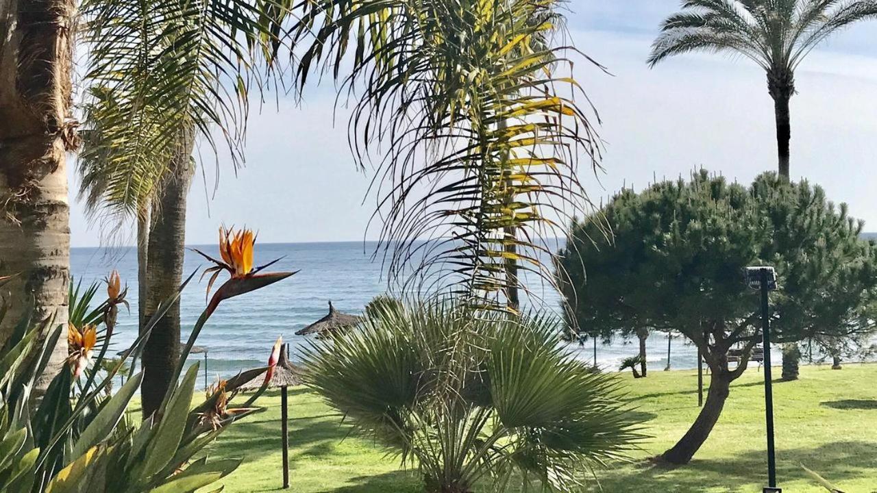 Mi Capricho, Beachfront, Grownfloor, Private Garden & Terrace Sitio de Calahonda Luaran gambar