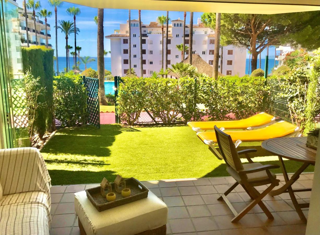 Mi Capricho, Beachfront, Grownfloor, Private Garden & Terrace Sitio de Calahonda Luaran gambar