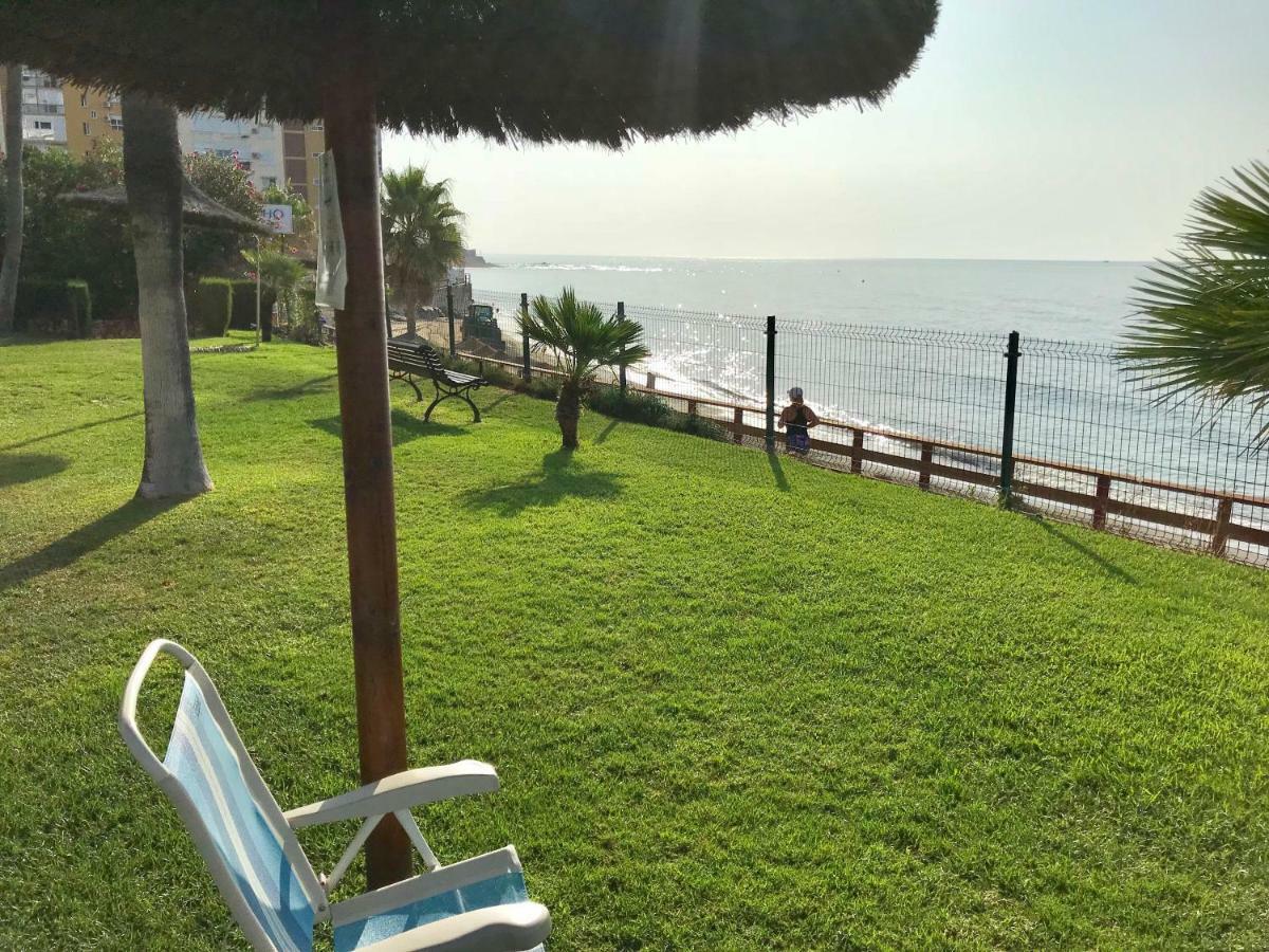 Mi Capricho, Beachfront, Grownfloor, Private Garden & Terrace Sitio de Calahonda Luaran gambar