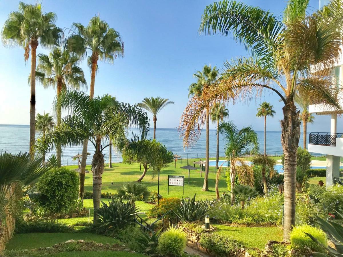 Mi Capricho, Beachfront, Grownfloor, Private Garden & Terrace Sitio de Calahonda Luaran gambar