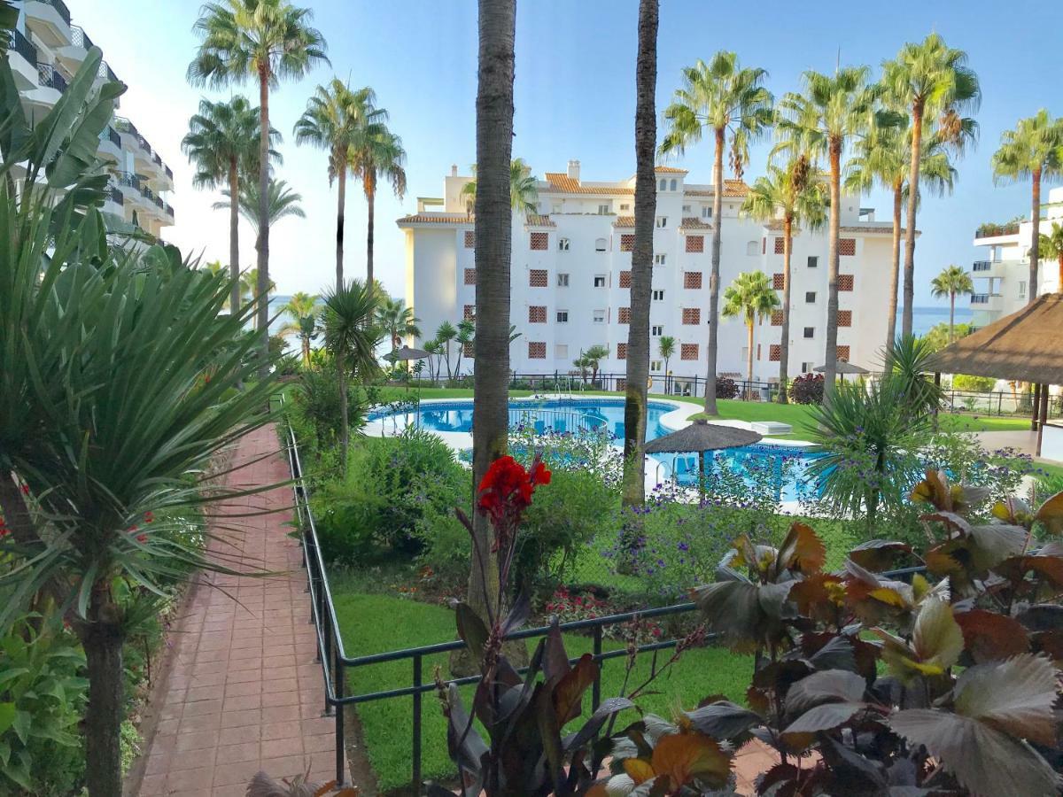 Mi Capricho, Beachfront, Grownfloor, Private Garden & Terrace Sitio de Calahonda Luaran gambar